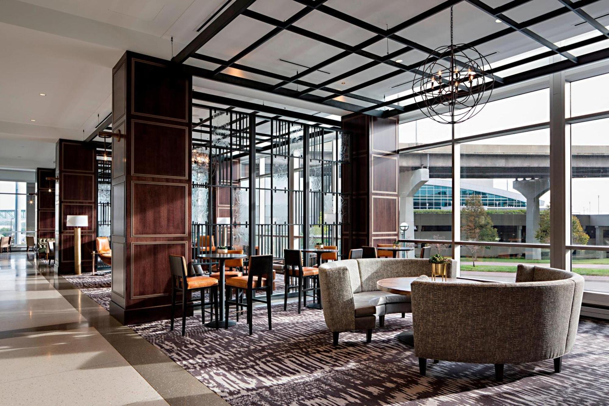 Omaha Marriott Downtown At The Capitol District Hotel Bagian luar foto